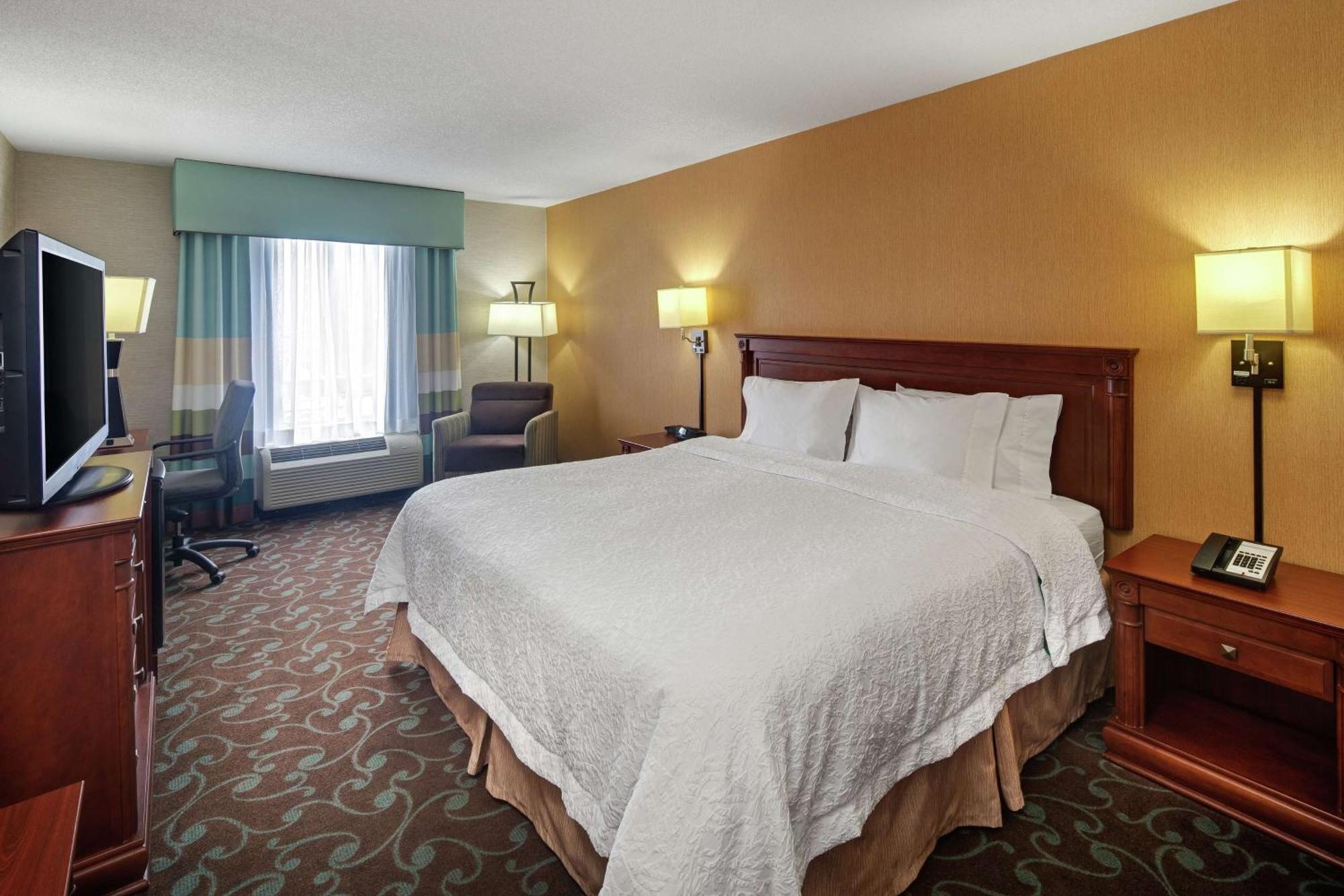 Hampton & By Hilton Toronto Airport