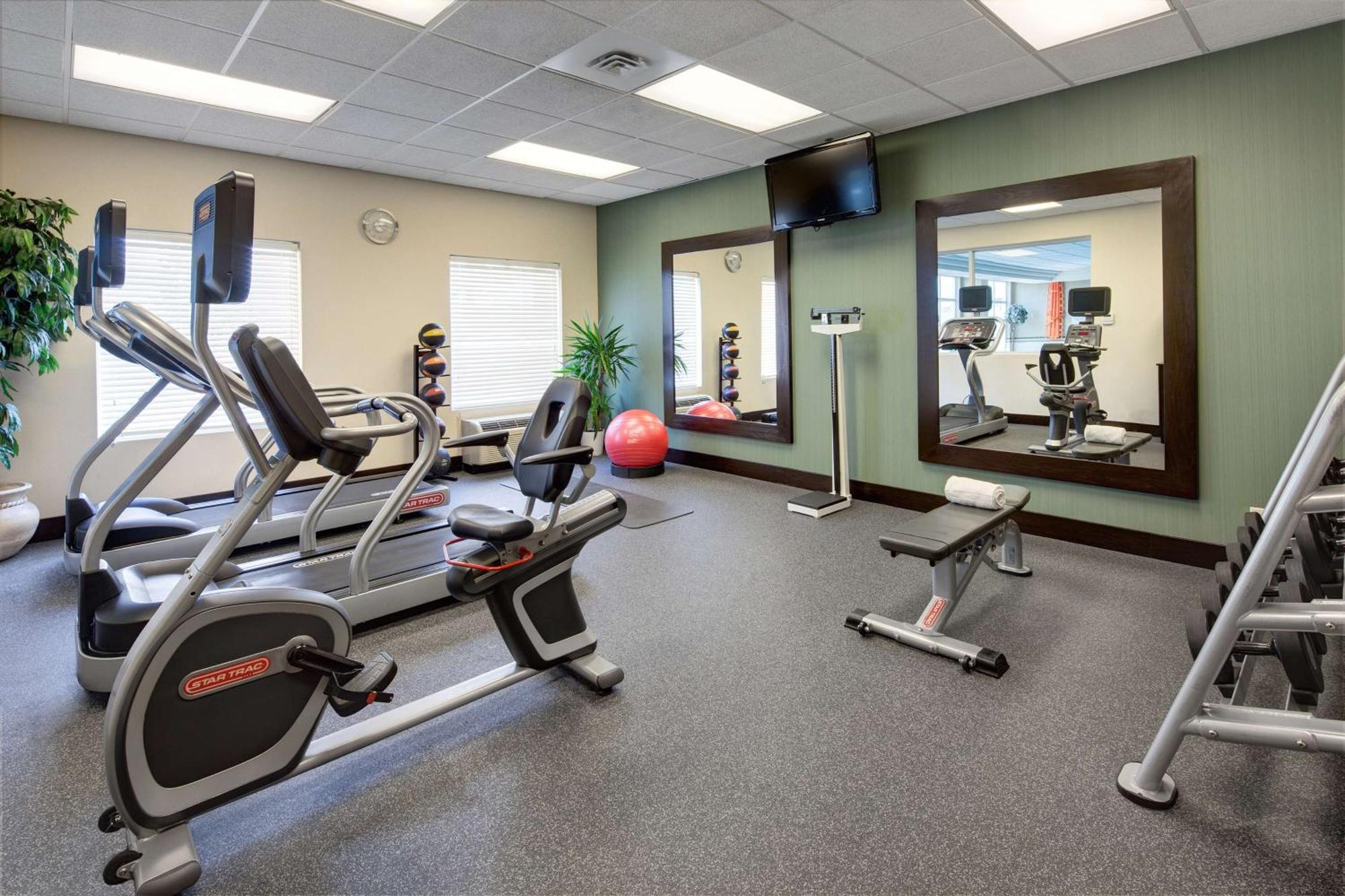 Hampton & By Hilton Toronto Airport 3* Mississauga