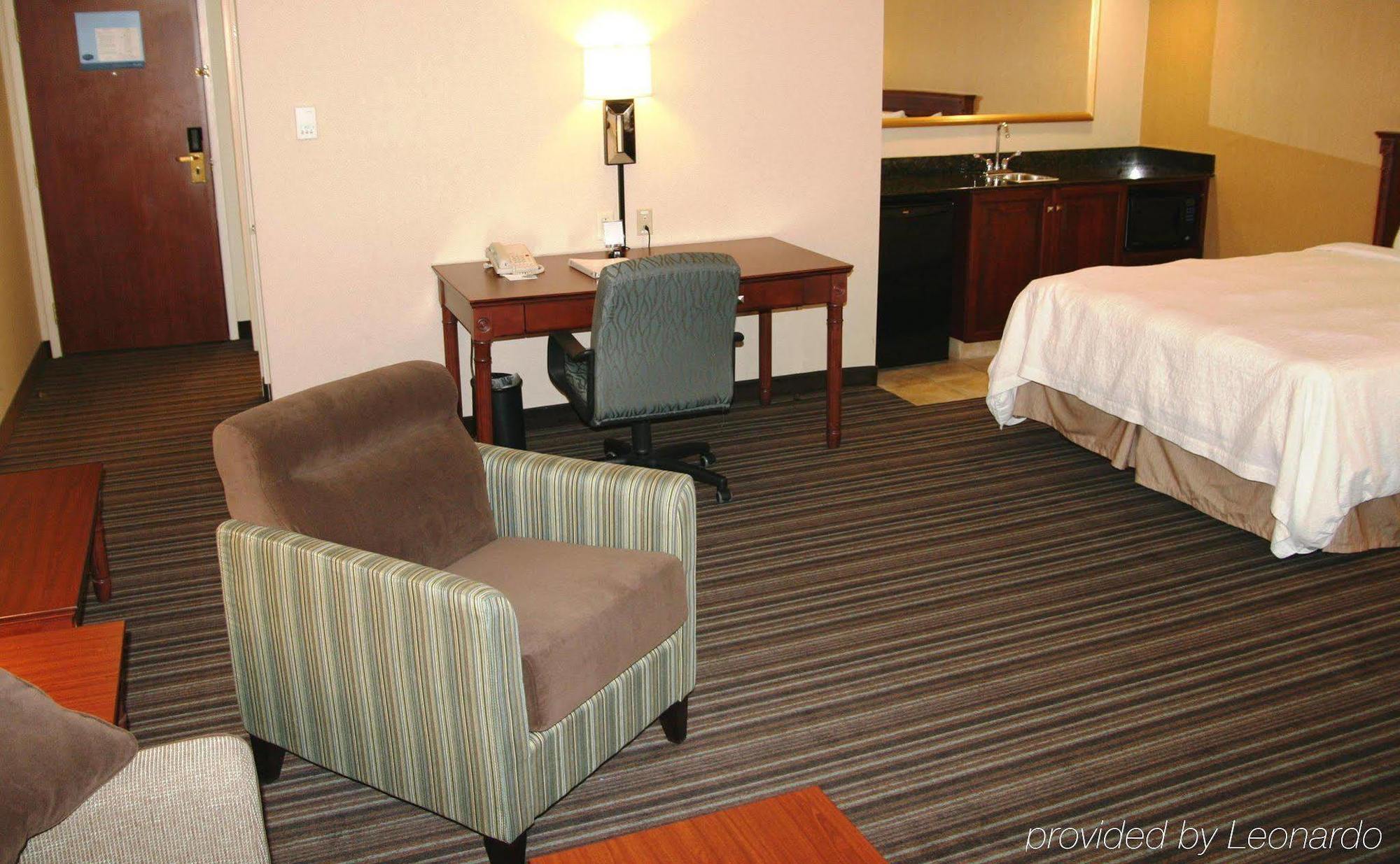 Hotel Hampton & By Hilton Toronto Airport Mississauga
