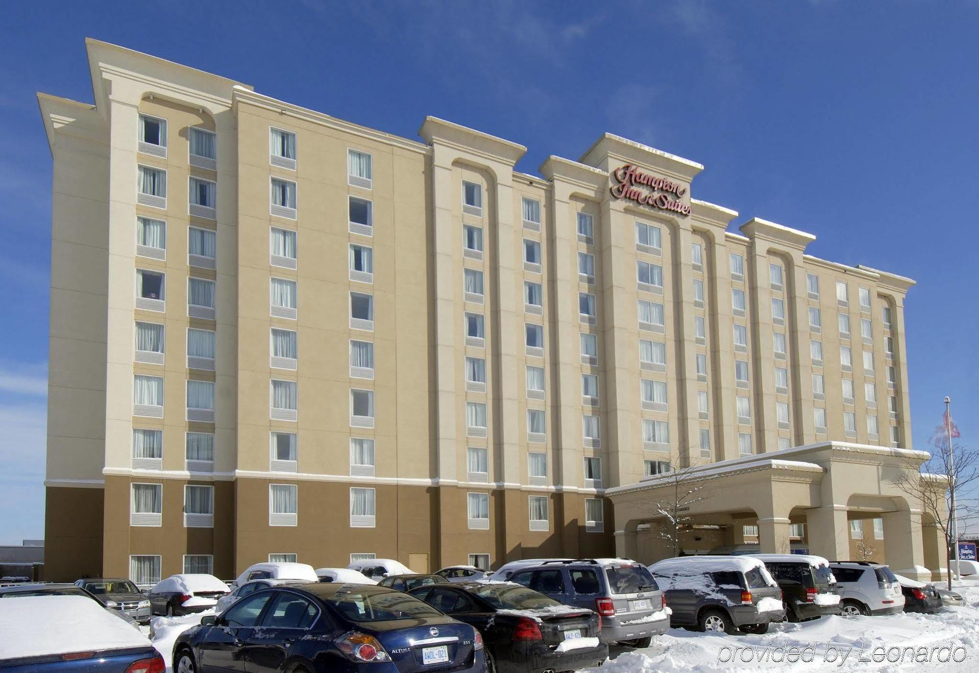 Hampton & By Hilton Toronto Airport 3*